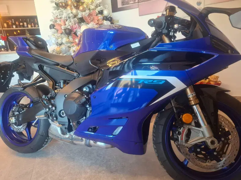 Yamaha YZF R9 (2025 - 26) (3)