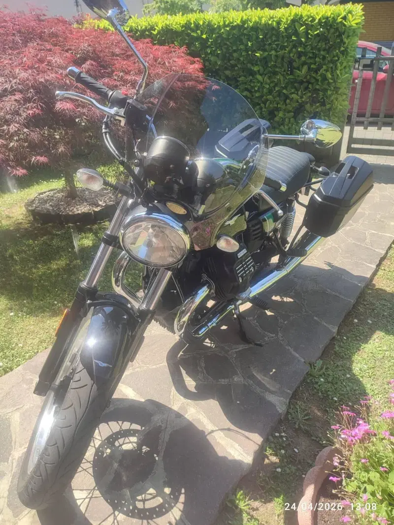Moto Guzzi V7 III Special (2017 - 20) (5)