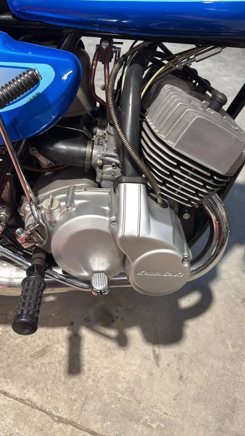 Kawasaki machIII (4)
