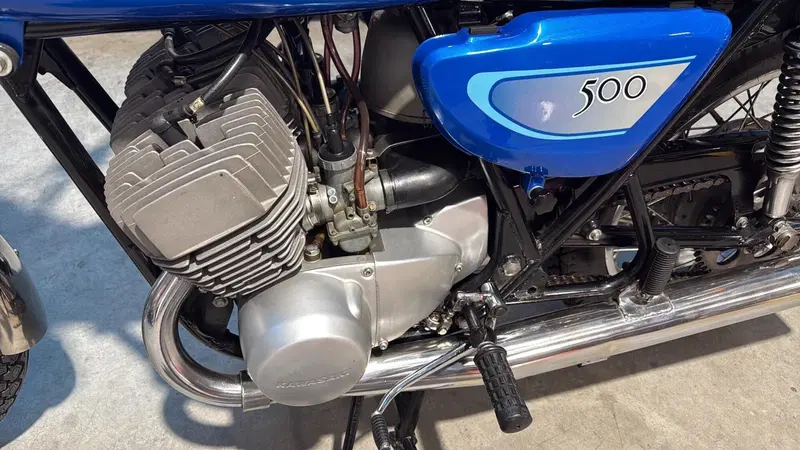 Kawasaki machIII (6)