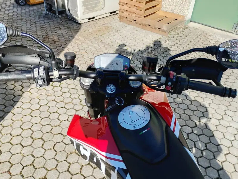 Ducati Hypermotard 950 (2019 - 20) (4)