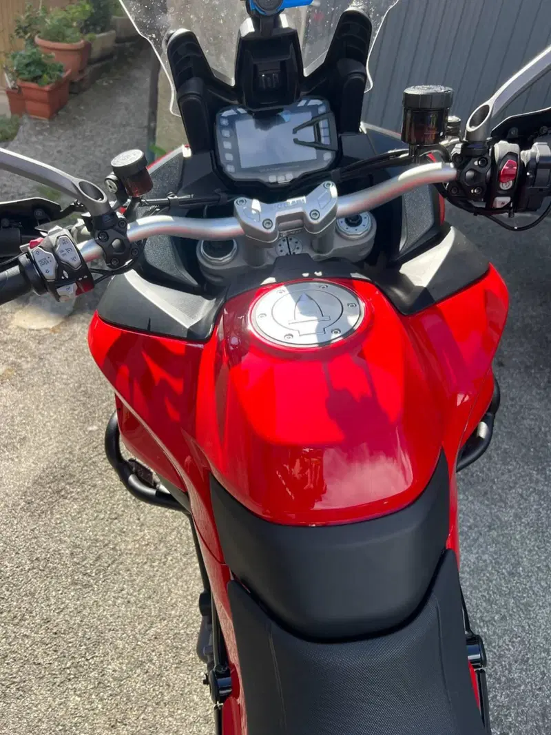 Ducati Multistrada V2 S (2022 - 24) (4)