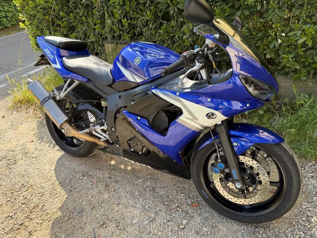 Yamaha YZF R6 (2003 - 04) (8)