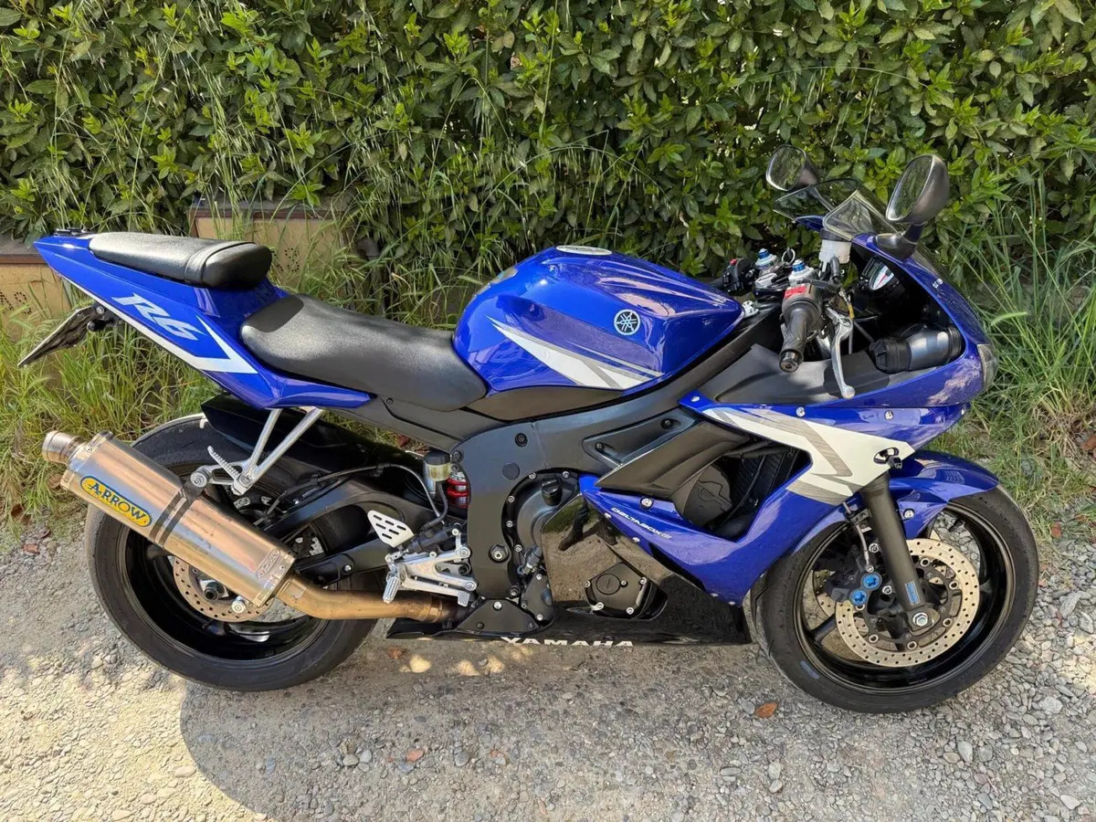 Yamaha YZF R6 (2003 - 04) (9)