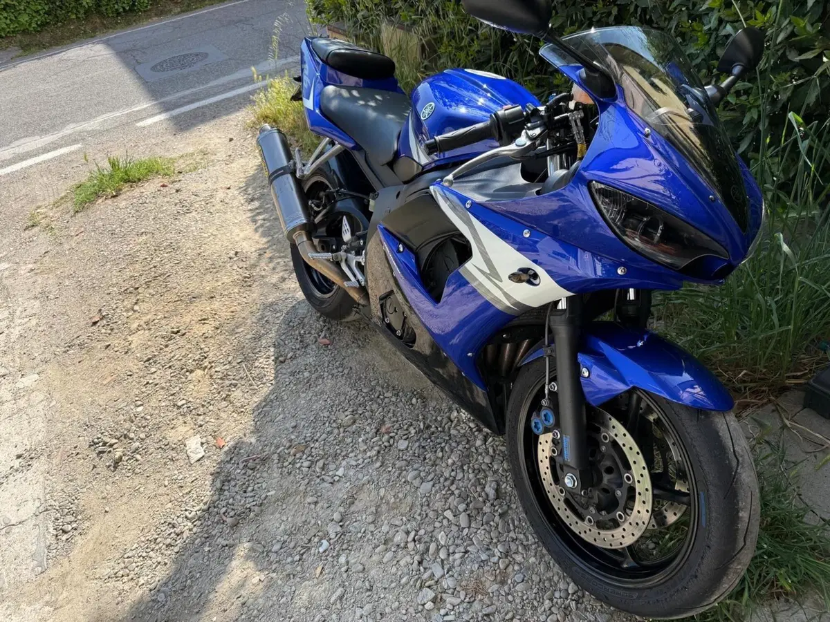 Yamaha YZF R6 (2003 - 04) (17)