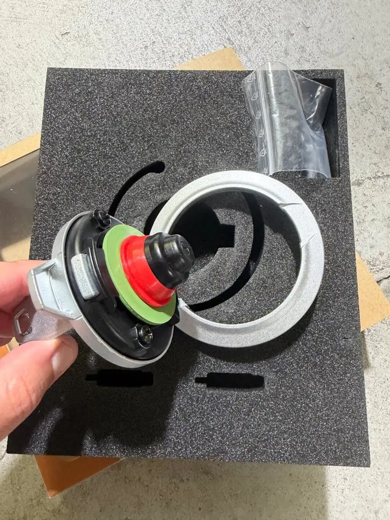 Ducati Scrambler tappo benzina (5)