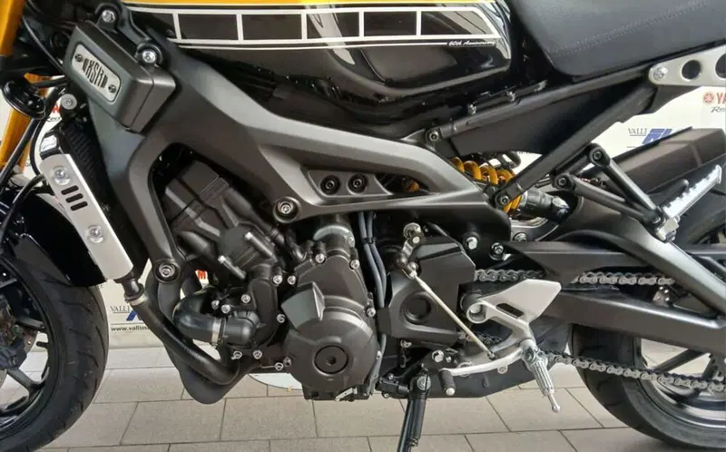 Yamaha XSR 900 ABS 60th Anniversary (2016 - 18) (5)