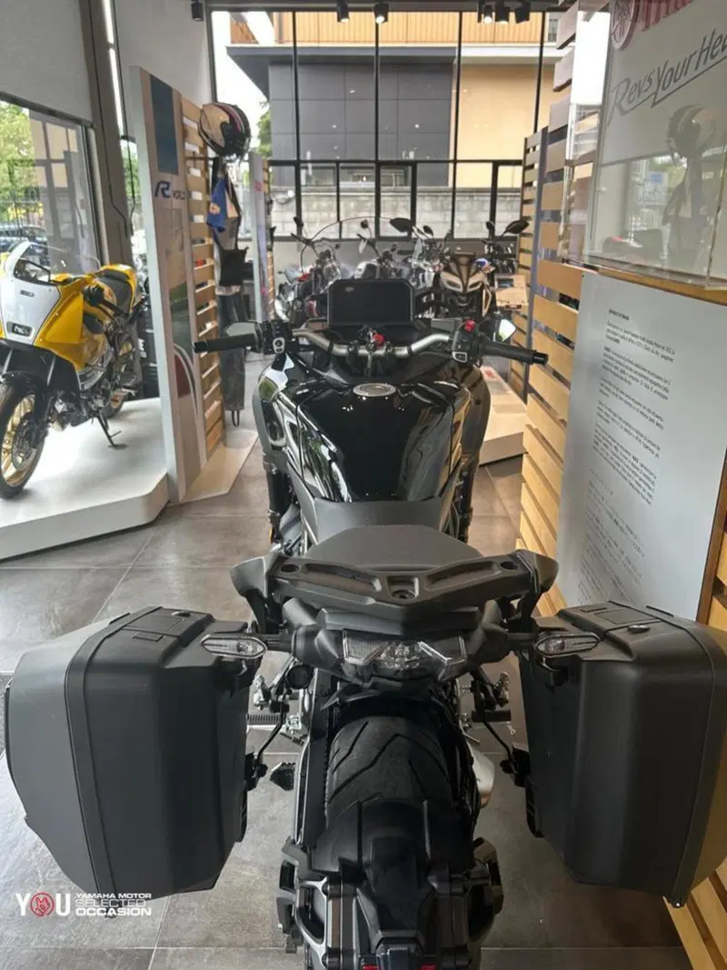 Yamaha Niken 890 GT (2023 - 26) (2)