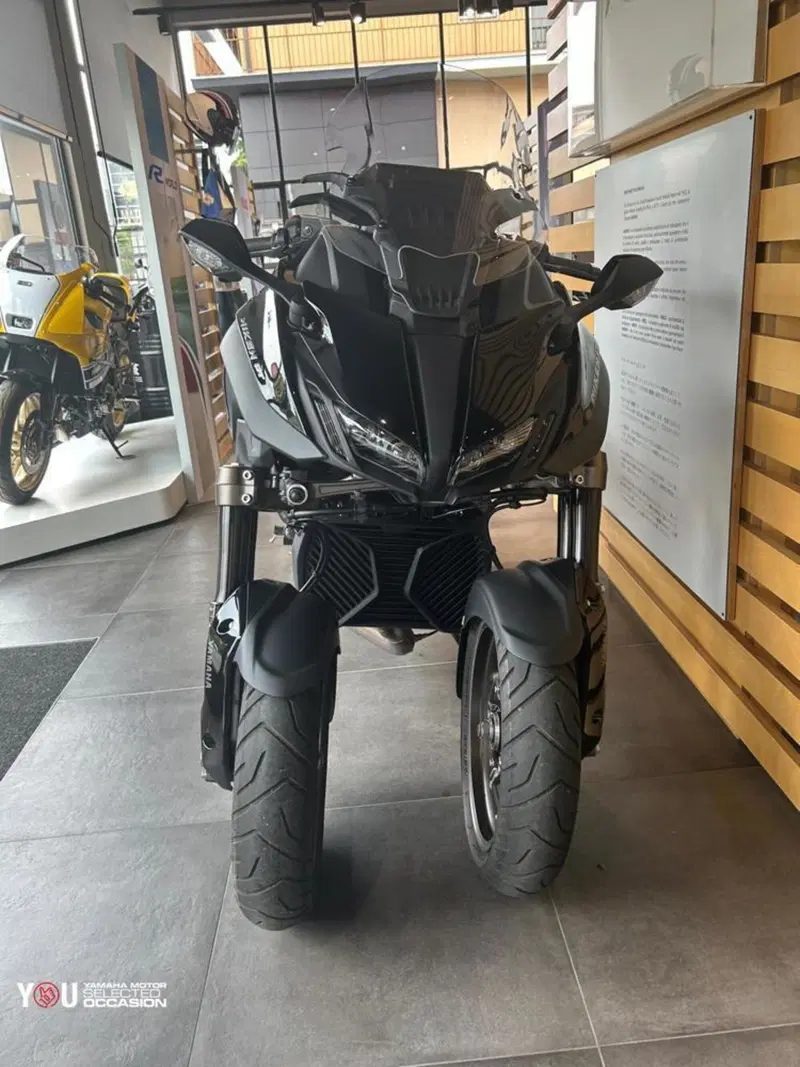 Yamaha Niken 890 GT (2023 - 26) (4)