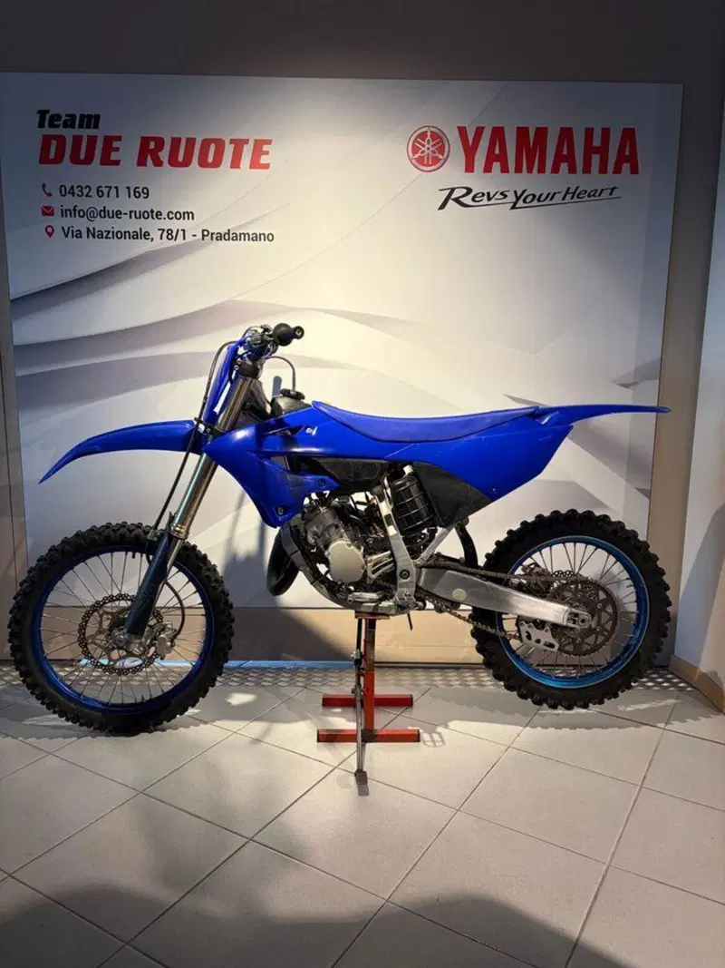 Yamaha YZ 125 (2026) (4)