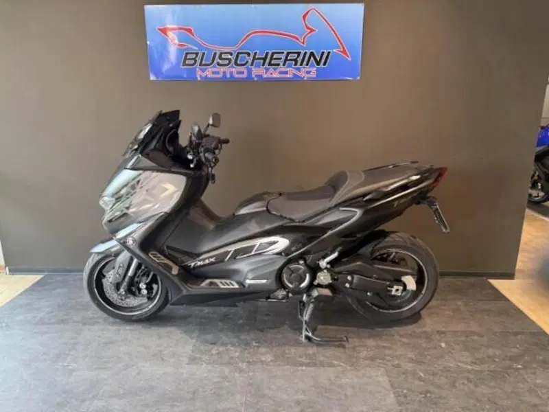 Yamaha T-Max 560 (2020 - 21) (3)