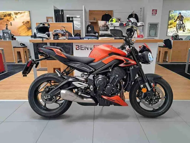 Triumph Street Triple 765 R (2023 - 26)