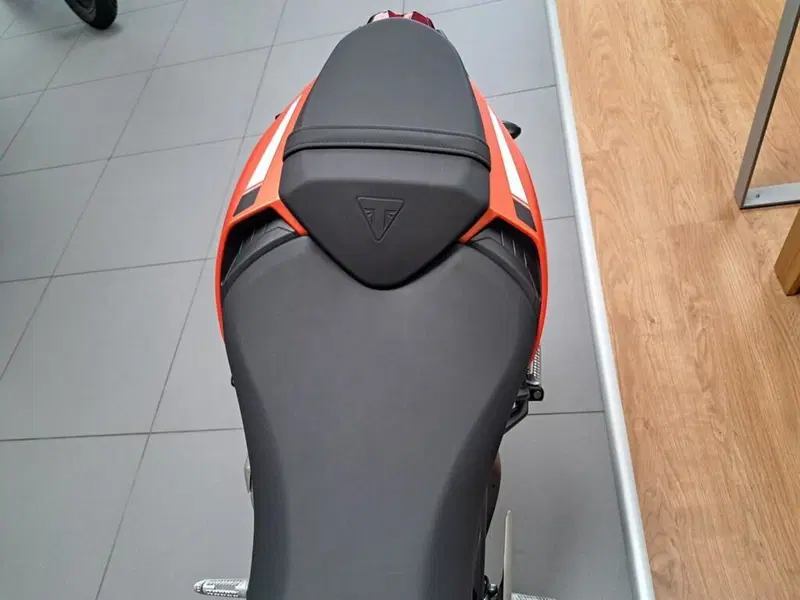 Triumph Street Triple 765 R (2023 - 26) (5)