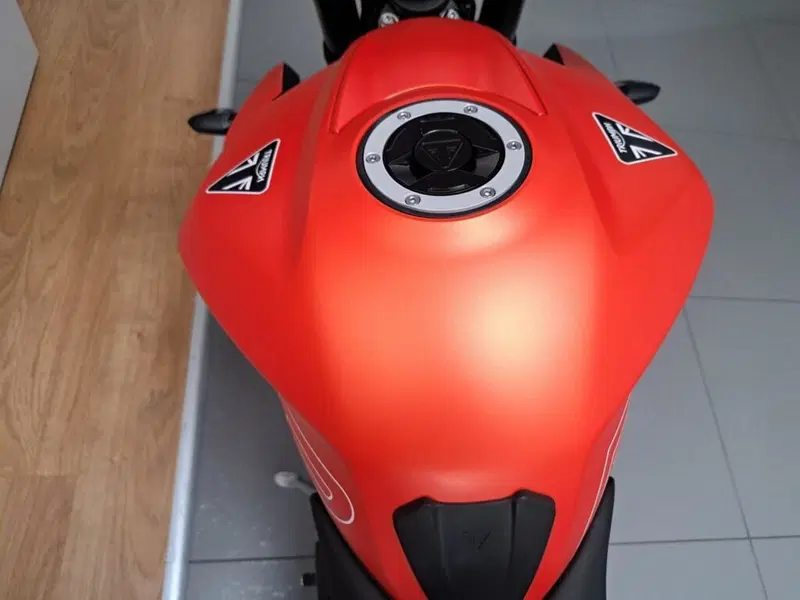 Triumph Street Triple 765 R (2023 - 26) (4)