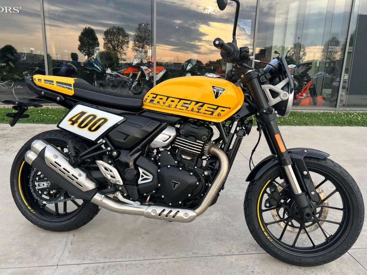 Triumph Tracker 400 (2026) (3)