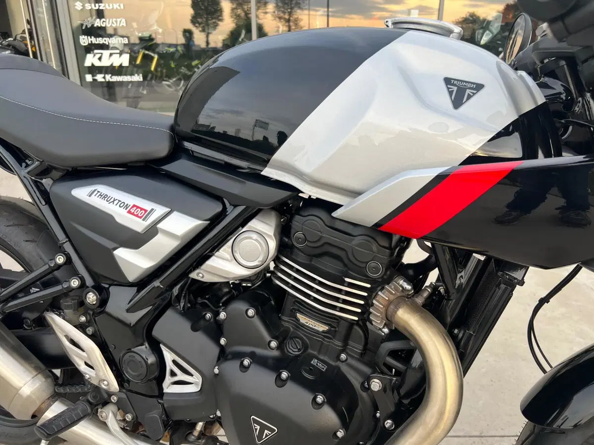Triumph Thruxton 400 (2026) (4)