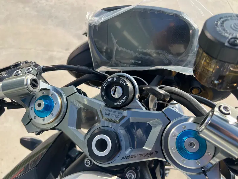 Triumph Street Triple 765 Moto2 (2026) (9)