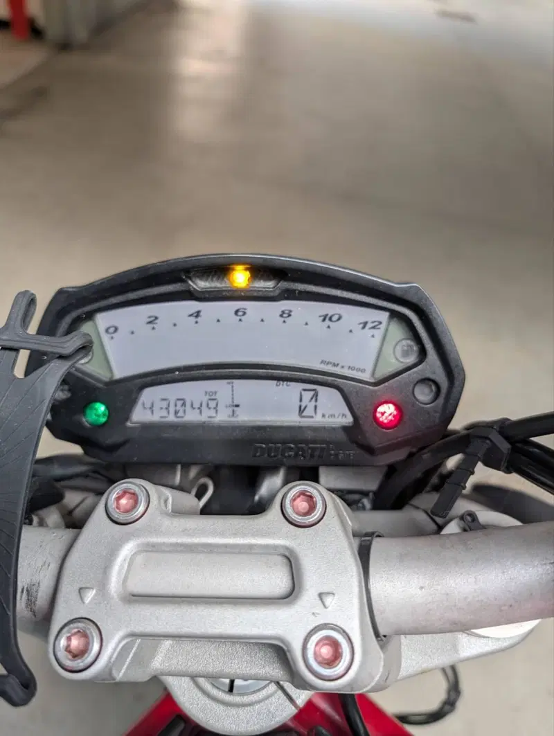 Ducati Monster 1100 Evo ABS (2011 - 13) (11)