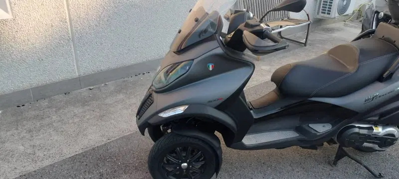 Piaggio MP3 500 i.e. Sport (2011 - 13) (12)