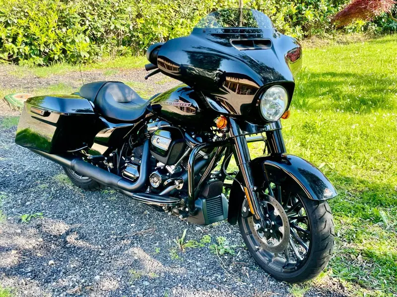 Harley-Davidson 107 Street Glide Special (2017 - 19) - FLHXS (2)