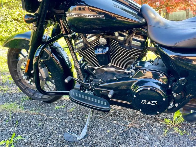 Harley-Davidson 107 Street Glide Special (2017 - 19) - FLHXS (7)