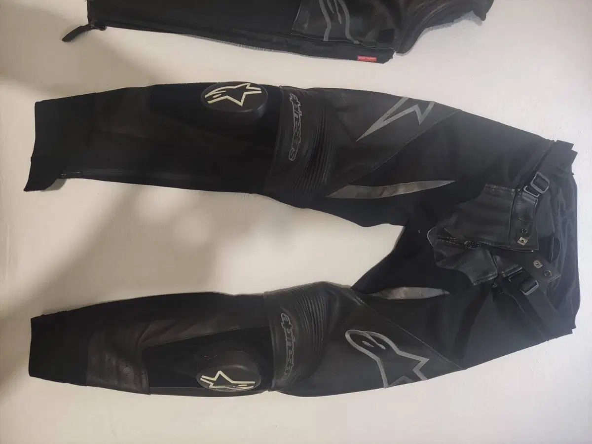 Tuta due pezzi alpinestars
