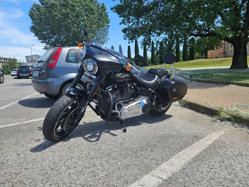 Harley-Davidson Sport Glide (2021 - 25)