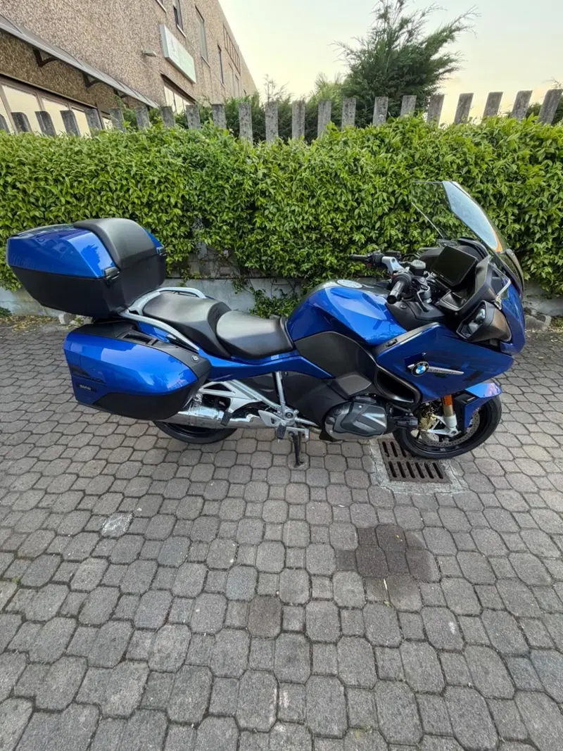 Bmw R 1250 RT (2021 - 25) (2)