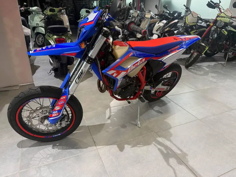 Betamotor RR 125 4T Motard R (2023 - 24) (3)
