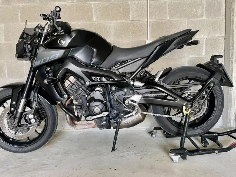 Yamaha MT-09 (2017 - 20) (5)