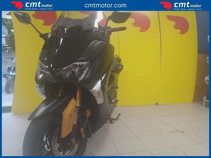 Yamaha T-Max 530 DX (2017 - 19) (2)