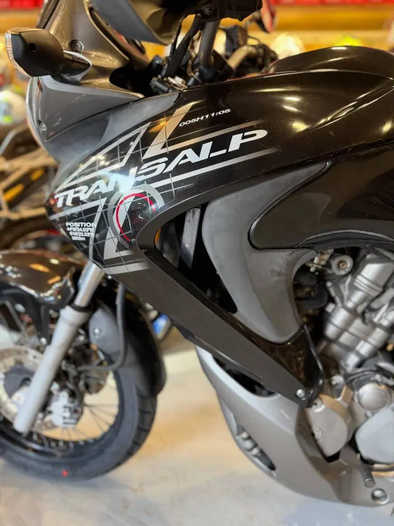 Honda Transalp XL 700 V (2007 - 2013) (12)
