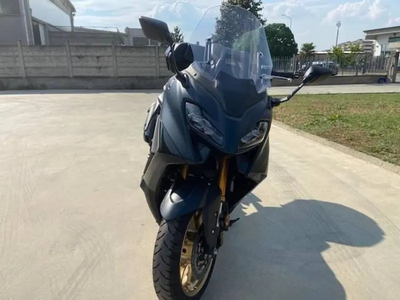 Yamaha T-Max 560 Tech Max (2022 - 24) (3)