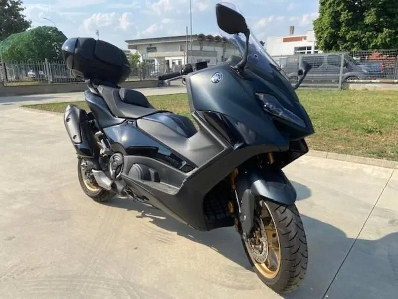 Yamaha T-Max 560 Tech Max (2022 - 24) (4)