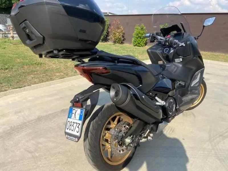 Yamaha T-Max 560 Tech Max (2022 - 24) (6)