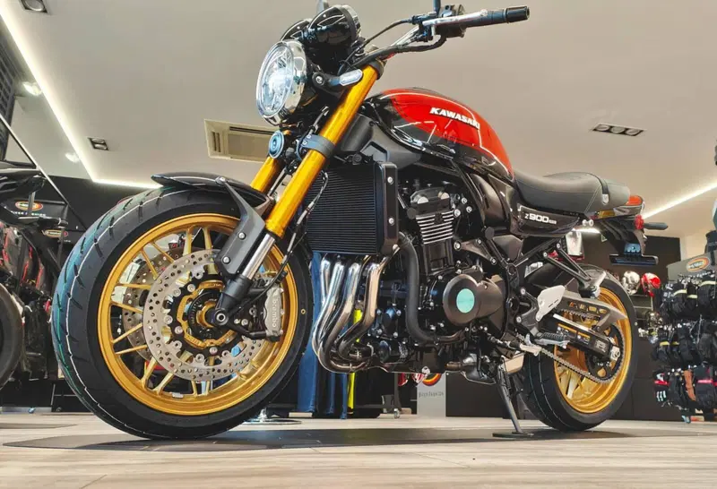 Kawasaki Z 900 RS SE (2026) (6)