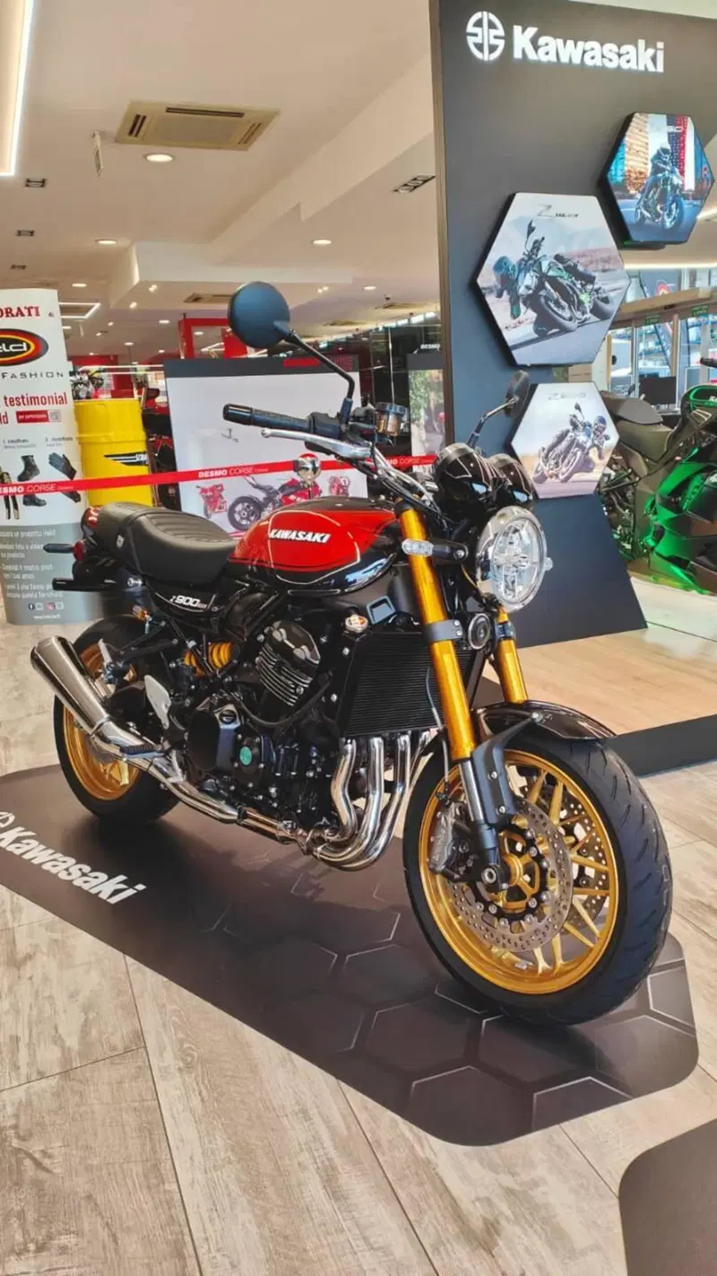 Kawasaki Z 900 RS SE (2026) (7)