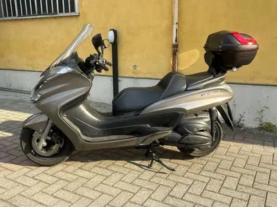 Yamaha Majesty 400 (2009 - 14) usata