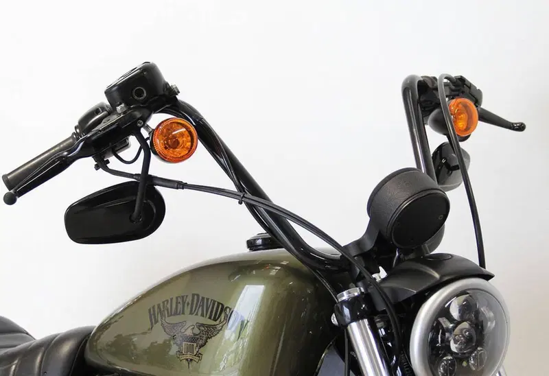 Harley-Davidson 883 Iron (2014 - 16) - XL 883N (5)