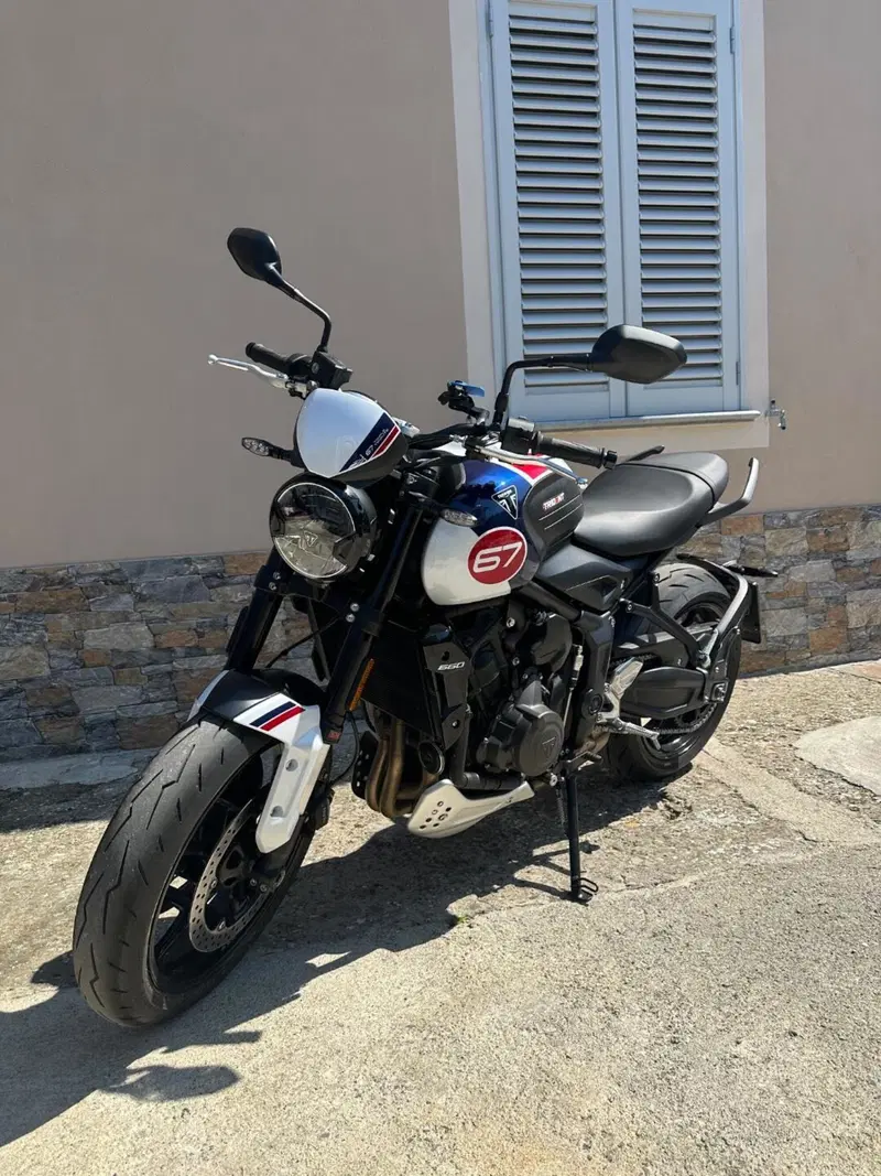 Triumph Trident 660 Triple Tribute Edition (2024)