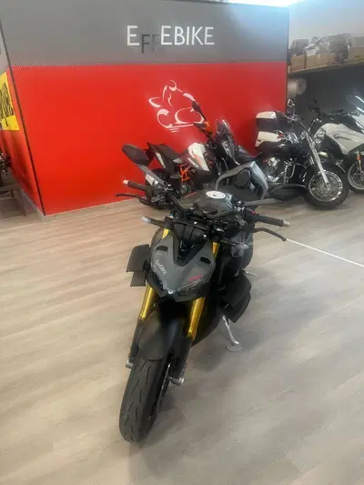 Ducati Streetfighter V4 S (2023 - 24) usata