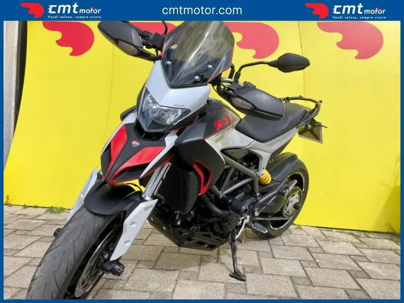 Ducati Hyperstrada 821 (2013 - 15) (2)