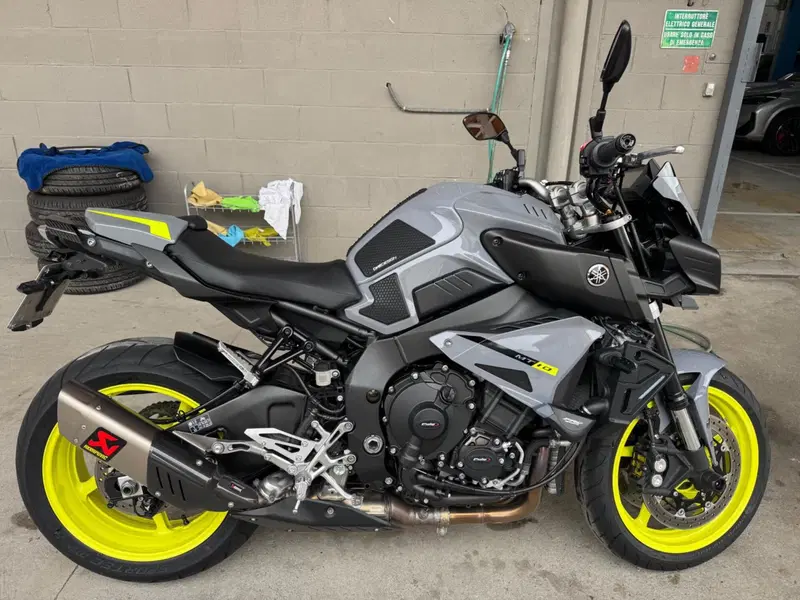 Yamaha MT-10 ABS (2016 - 17) (2)