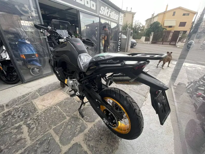 Voge Valico 900DSX (2024 - 26) (4)