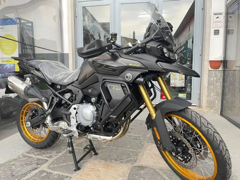 Voge Valico 900DSX (2024 - 26) (2)