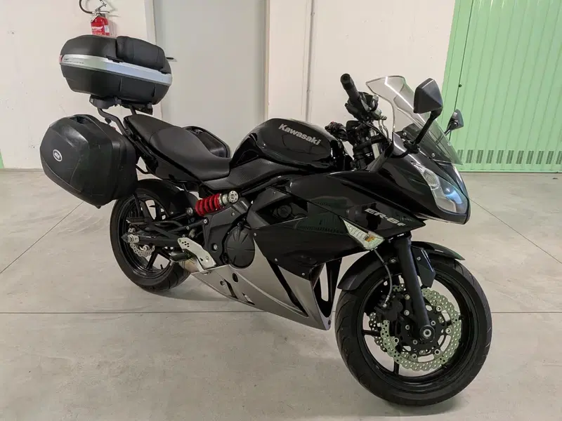 Kawasaki ER-6F (2009 - 11) (2)