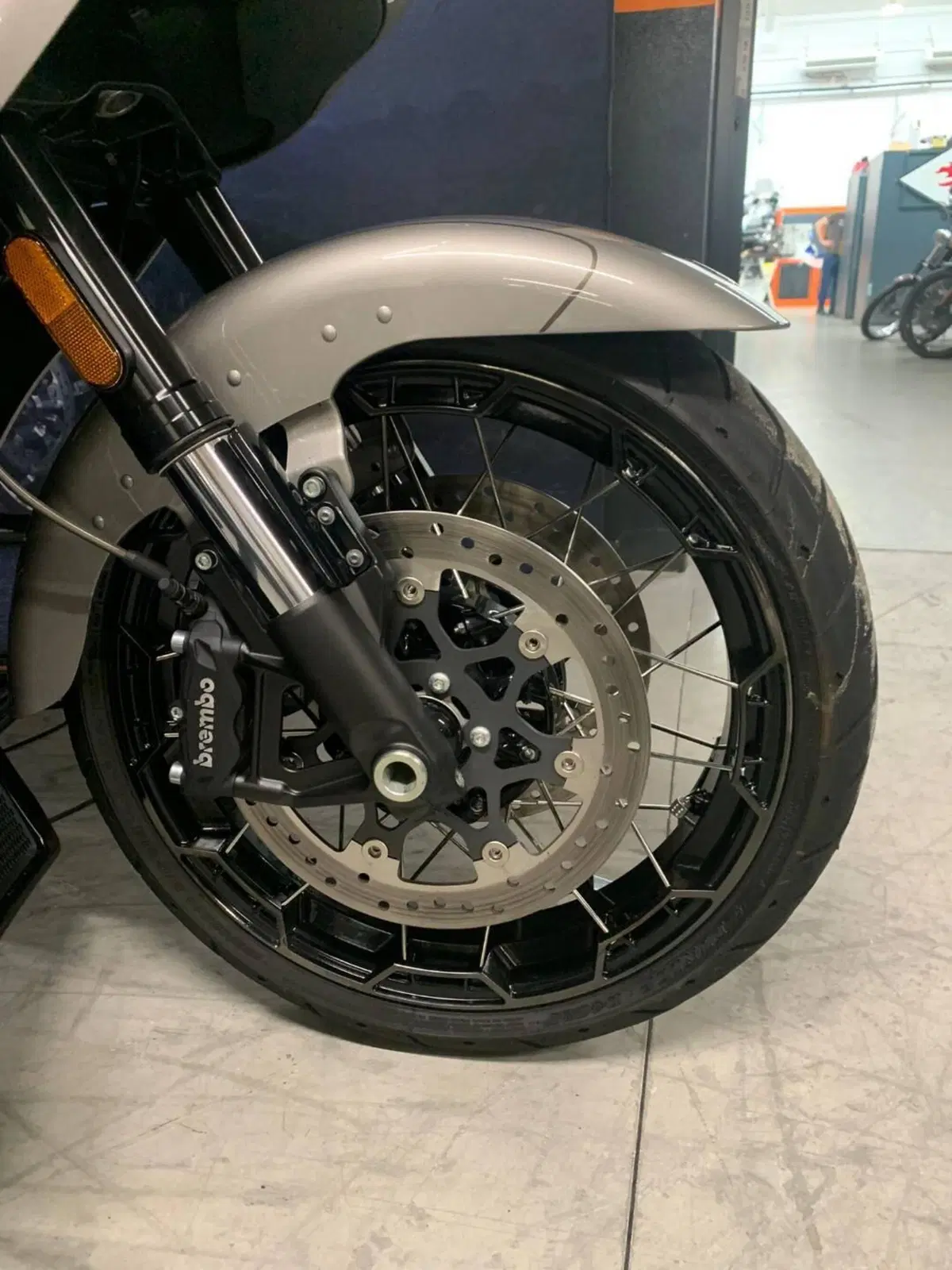 Harley-Davidson CVO Road Glide (2023) (4)