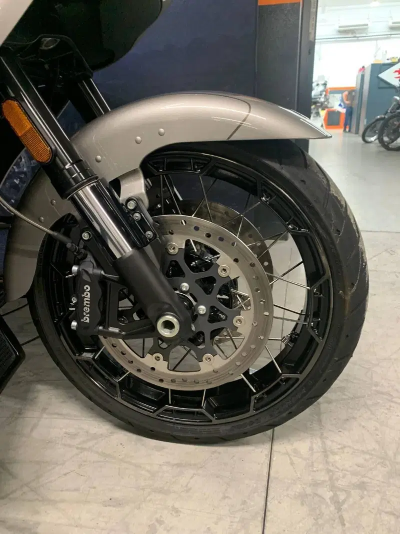 Harley-Davidson CVO Road Glide (2023) (4)