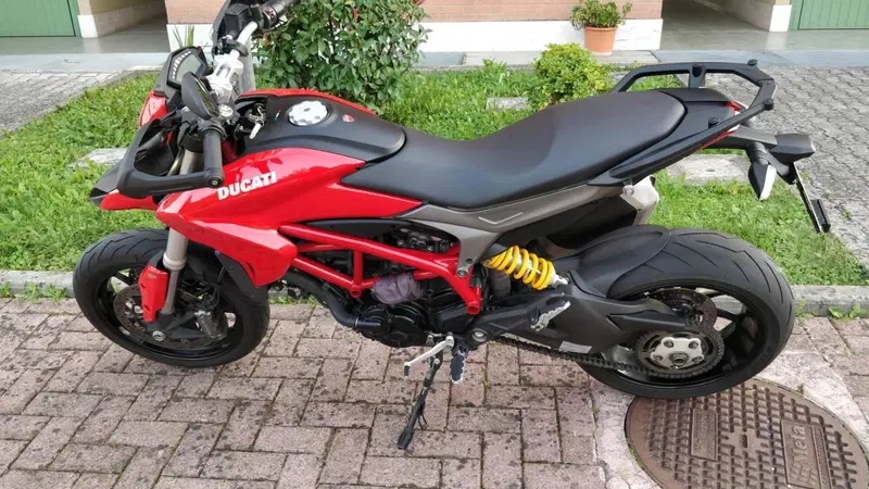 Ducati Hypermotard 821 (2013 - 15) (2)