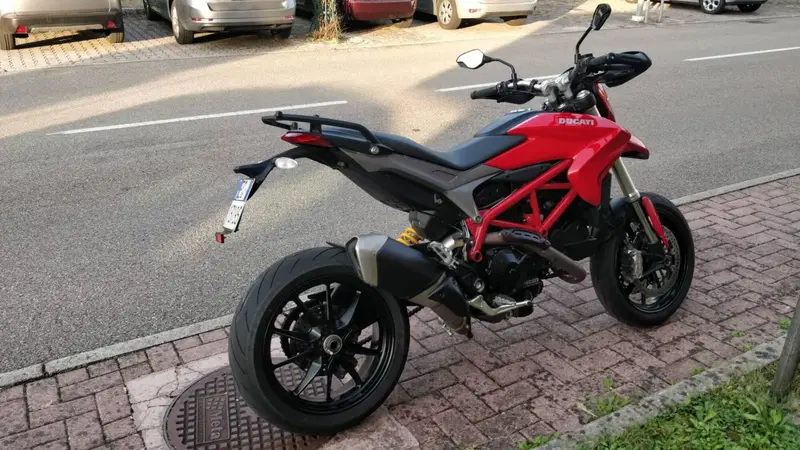 Ducati Hypermotard 821 (2013 - 15) (4)